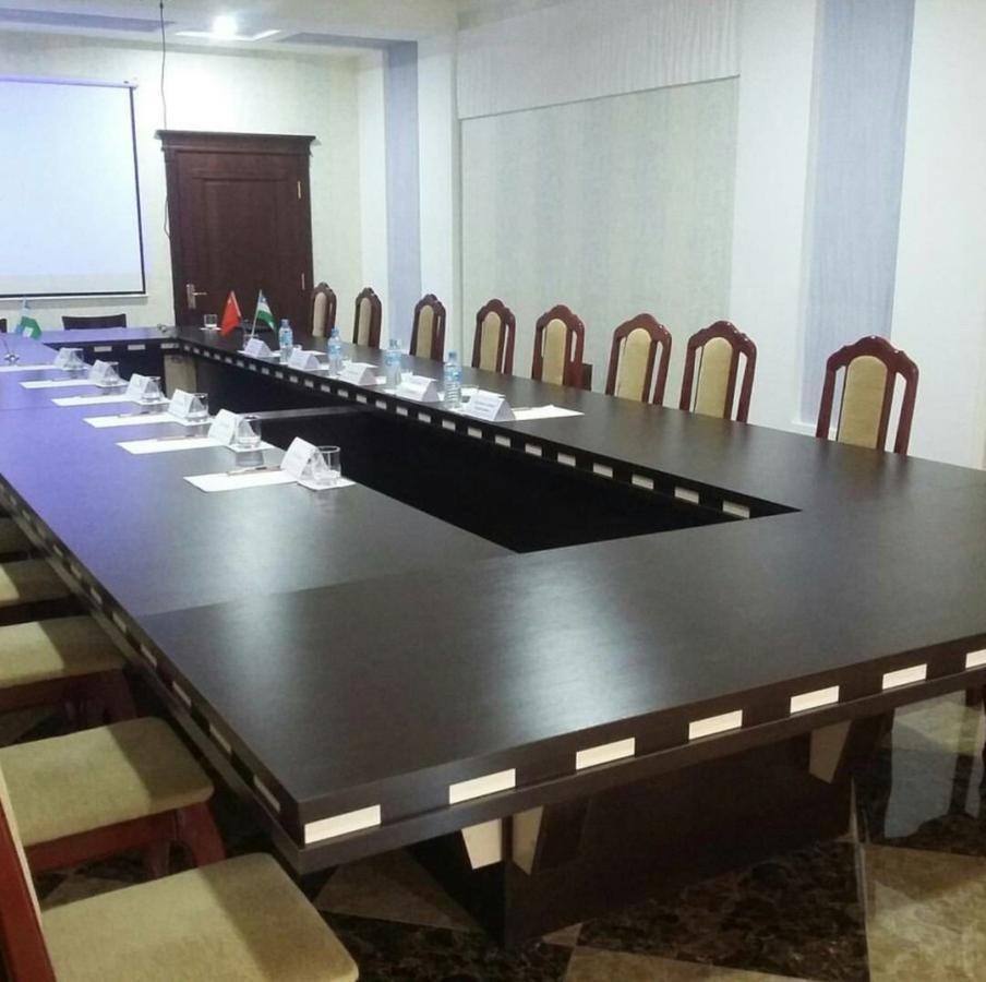 Hotel Afrosiyob Qarshi Luaran gambar